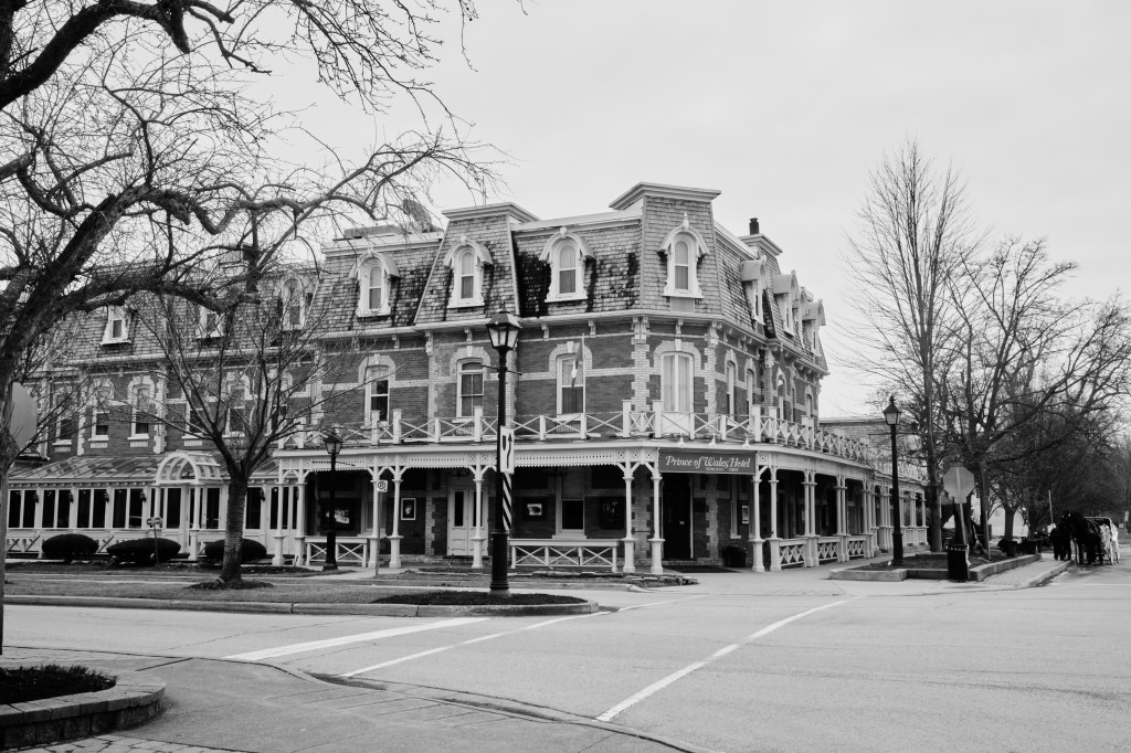 Contrasts of Elegance: The Prince of Wales Hotel in&nbsp;Monochrome
